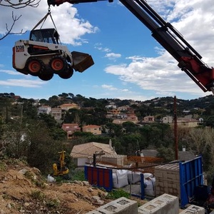 Trabajos con mini excavadoras en Lloret