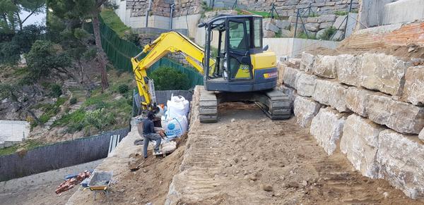Muros de contención en La Costa Brava